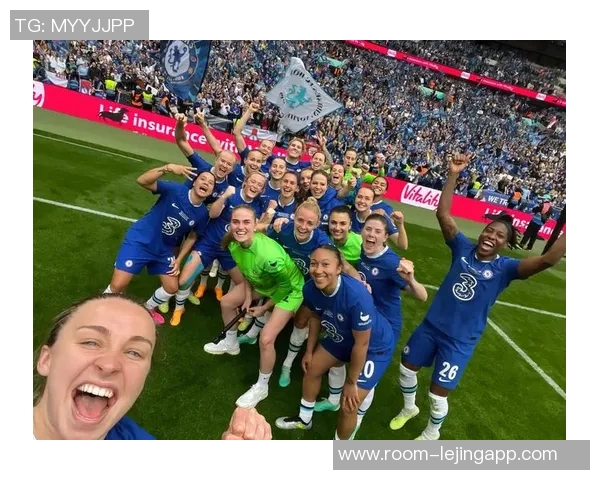 切尔西等五支英超球队争夺麦卡蒂多家国外球队也在密切关注