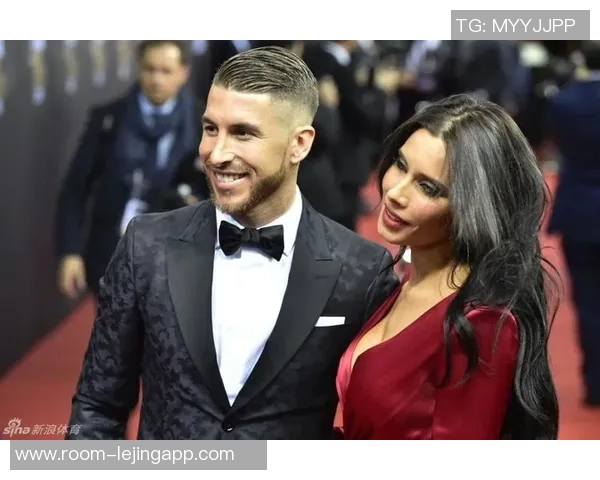 博格巴携妻子共同推出个人服装品牌PogbaMDXCIII引发关注 博格巴携妻子共同推出个人服装品牌PogbaMDXCIII引发关注